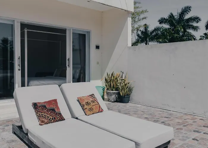 Cozy 2br Private Pool Villa, Oberoi, Seminyak, Bali