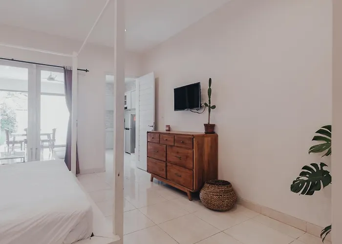 Cozy 2br Private Pool Villa, Oberoi, Seminyak, Bali *