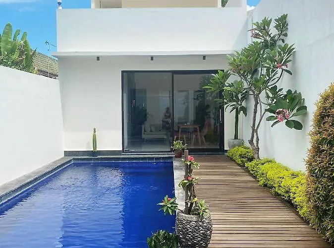 Cozy 2br Private Pool Villa, Oberoi, Seminyak, Bali * Seminyak