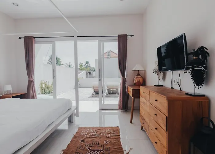 Cozy 2br Private Pool Villa, Oberoi, Seminyak, Bali * Seminyak